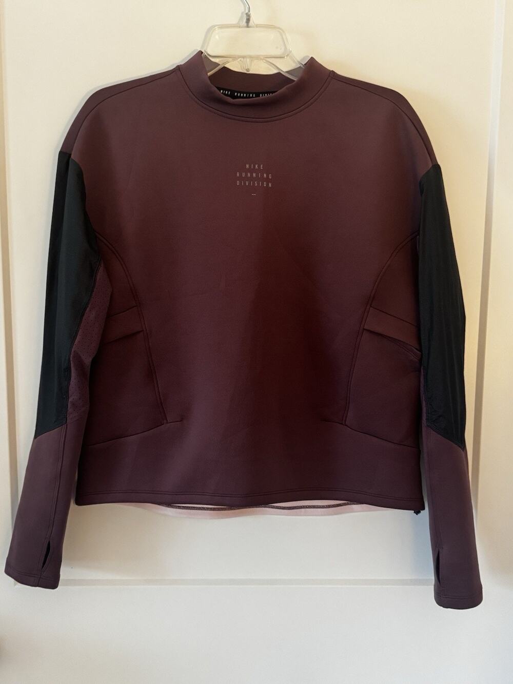 Nike Dri Fit Run Divsion Long Sleeve Shirt Size M Pullover Jacket Workout